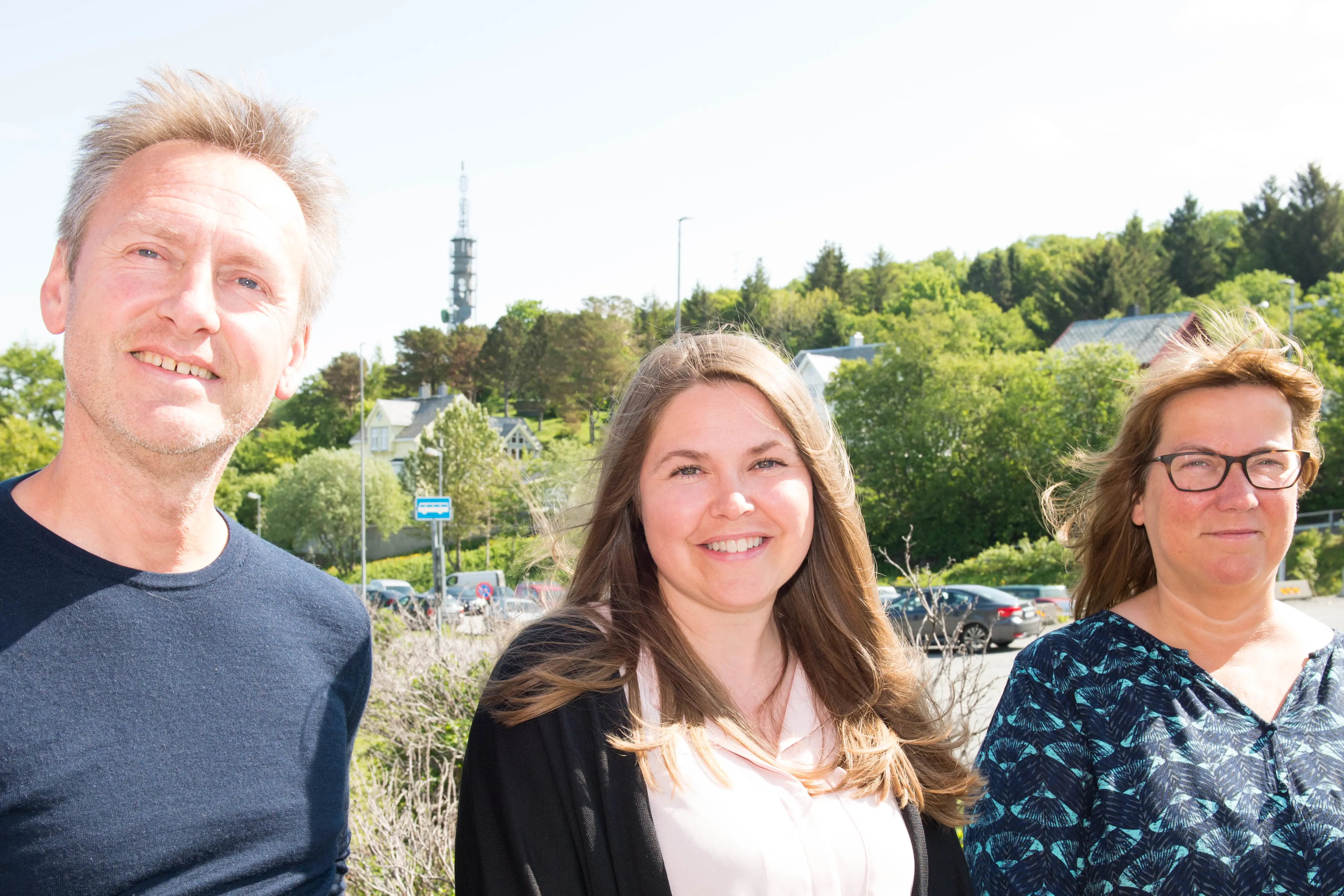 Gunnar Holmvik, Synnøve Simonsen og Lena Switynk